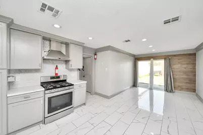 4503 Hollybrook Lane, Houston, TX 77039 - Photo 19