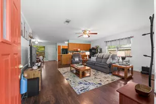 200 Commanche Dr, Onalaska, TX 77360 - Photo 9