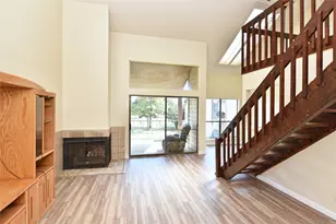 8515 Sands Point Dr, Houston, TX 77036 - Photo 5