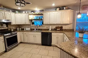 2306 Hollywood Ave, Liberty, TX 77575 - Photo 17