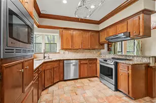 8412 Hidden Trail Ln, Spring, TX 77379 - Photo 9