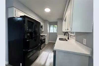 10358 Misty River Drive, Houston, TX 77086 - Photo 11
