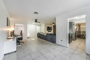 4812 Mistletoe Rd, Pasadena, TX 77505 - Photo 9