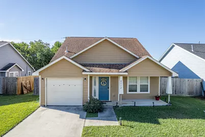 2113 W Gulf Street, Baytown, TX 77520 - Photo 5