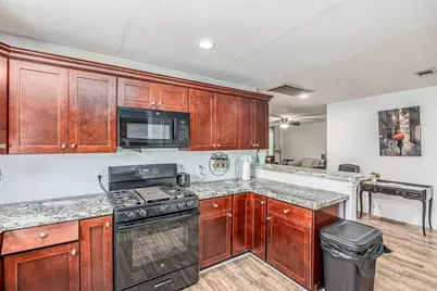 2113 W Gulf Street, Baytown, TX 77520 - Photo 29
