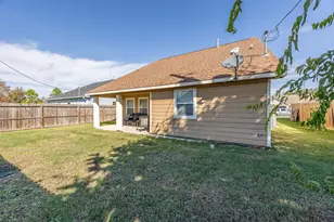 2113 W Gulf St, Baytown, TX 77520 - Photo 15