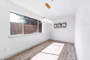 11427 Valarno Dr, Houston, TX 77066 - Photo 9