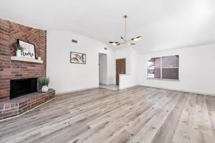 11427 Valarno Dr, Houston, TX 77066 - Photo 7