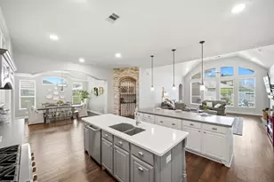 1433 Hicks Field Ln, League City, TX 77573 - Photo 15