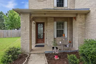 3803 Banks Ridge Ln, Katy, TX 77449 - Photo 3