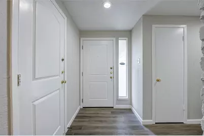 2315 Green Knoll Drive, Houston, TX 77067 - Photo 5