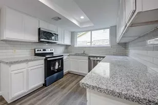 2315 Green Knoll Dr, Houston, TX 77067 - Photo 21