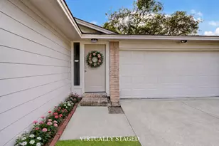 2315 Green Knoll Dr, Houston, TX 77067 - Photo 5