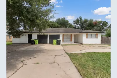 2107 Lamar Drive, Richmond, TX 77469 - Photo 1