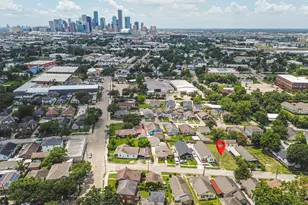 121 N Sidney St, Houston, TX 77003 - Photo 9