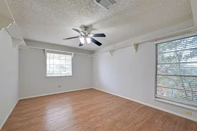 841 Lakeview Drive, Sugar Land, TX 77498 - Photo 11