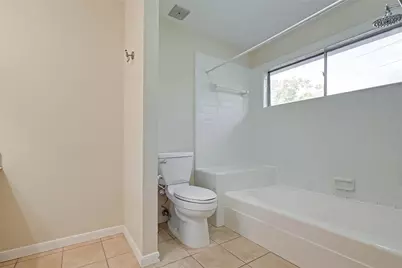 841 Lakeview Drive, Sugar Land, TX 77498 - Photo 17