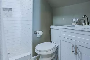 22901 Miramar St, Galveston, TX 77554 - Photo 21