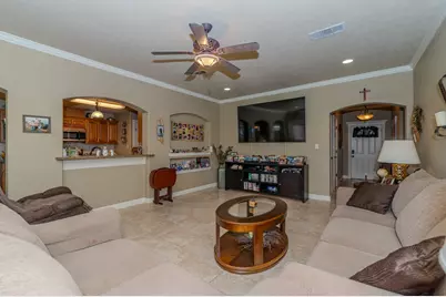 5720 Sunbird Lane, Beaumont, TX 77708 - Photo 5