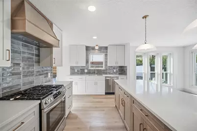 11303 Olympia Drive, Houston, TX 77077 - Photo 7