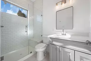 5623 Eskridge St, Houston, TX 77023 - Photo 11