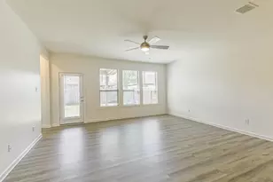 9115 Brixham Dr, Cypress, TX 77433 - Photo 5