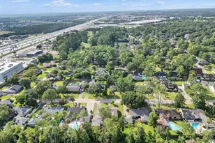 2818 Frostwood Cir, Dickinson, TX 77539 - Photo 27