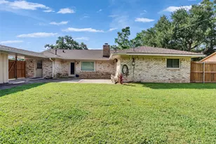 2818 Frostwood Cir, Dickinson, TX 77539 - Photo 33