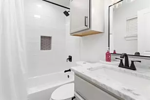 7095 Scotts Dr, Beaumont, TX 77708 - Photo 15