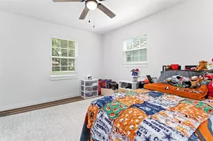 7095 Scotts Dr, Beaumont, TX 77708 - Photo 13