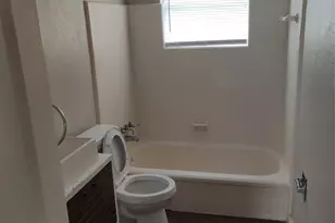 1208 7th Ave Ave, Texas City, TX 77590 - Photo 9