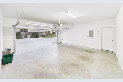 8918 Terrace Pass Drive, Houston, TX 77080 - Photo 25