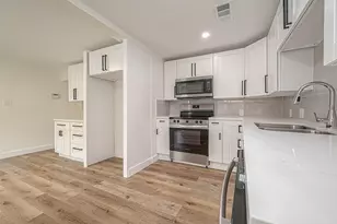 4726 Pease St, Houston, TX 77023 - Photo 25