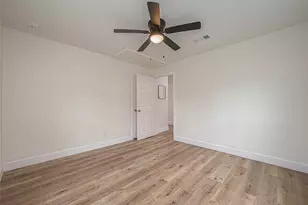 4726 Pease St, Houston, TX 77023 - Photo 41