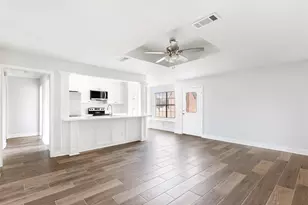 12110 E River Run Dr, Baytown, TX 77523 - Photo 9