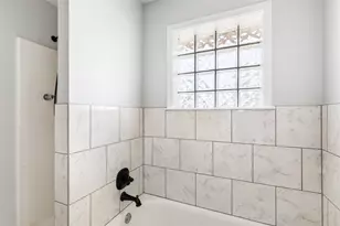 12110 E River Run Dr, Baytown, TX 77523 - Photo 17