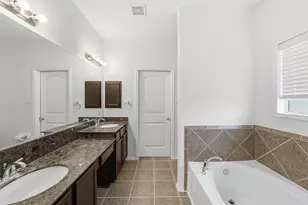 12830 Spruce Cir, Tomball, TX 77375 - Photo 23