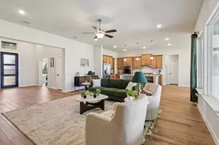 13629 Armstrong St, Conroe, TX 77303 - Photo 5