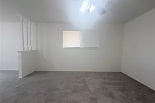 8119 Knightwood Forest Dr, Houston, TX 77088 - Photo 11