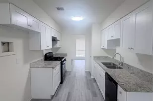 8119 Knightwood Forest Dr, Houston, TX 77088 - Photo 15