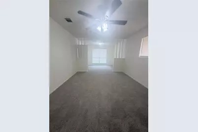 8119 Knightwood Forest Drive, Houston, TX 77088 - Photo 17