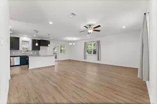 1130 Twin Deer Ln, Canyon Lake, TX 78133 - Photo 5