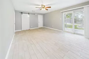 3302 Holly Green Dr, Kingwood, TX 77339 - Photo 5