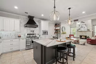 13907 J B K Memorial Dr, Willis, TX 77318 - Photo 9
