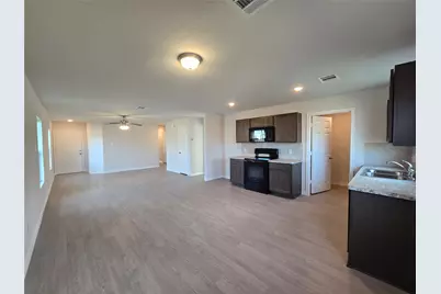 1204 Daniel Street, Baytown, TX 77520 - Photo 5