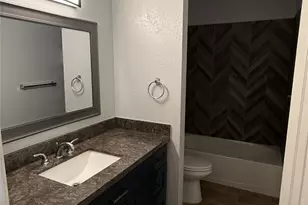 6018 Beaconridge Dr, Houston, TX 77053 - Photo 19