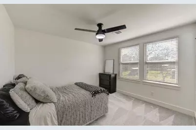 1607 Avenue E, Danbury, TX 77534 - Photo 23