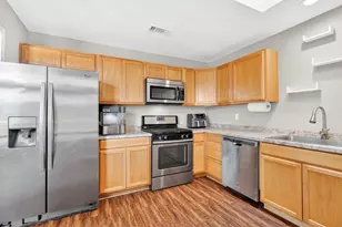 4125 Woodcrest Dr, Bryan, TX 77802 - Photo 9