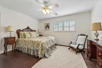 13503 Myrtlea Drive, Houston, TX 77079 - Photo 27