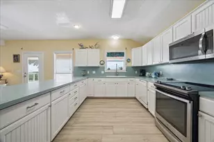 214 Tampa, Port Bolivar, TX 77650 - Photo 11